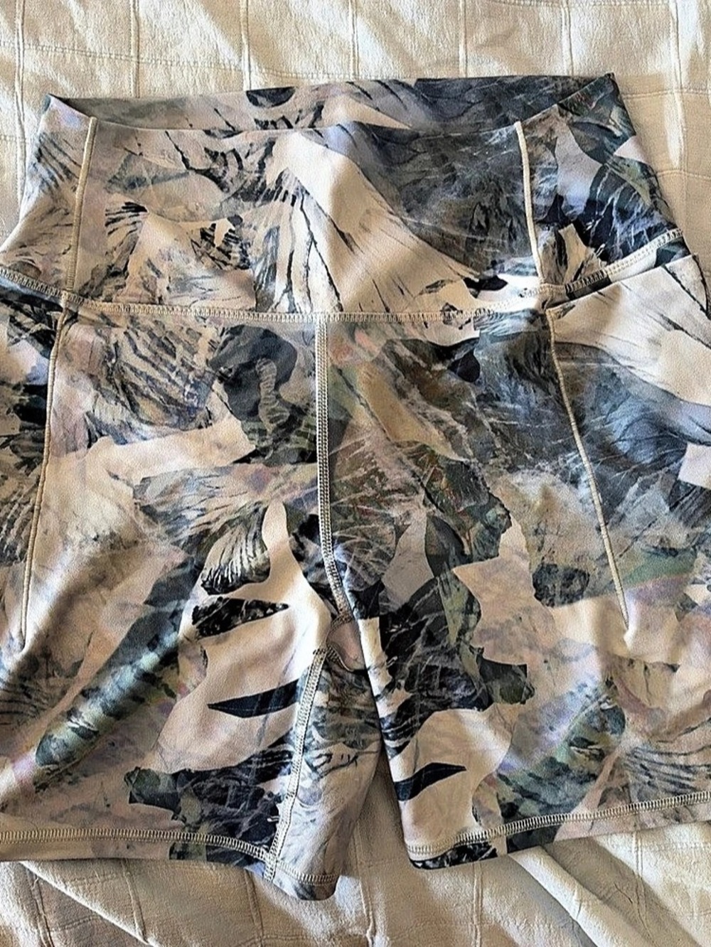 RBX Active Printed High-Waisted Biker Shorts with Pockets Gray & Pink XL